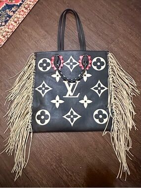 LV Tote Bag